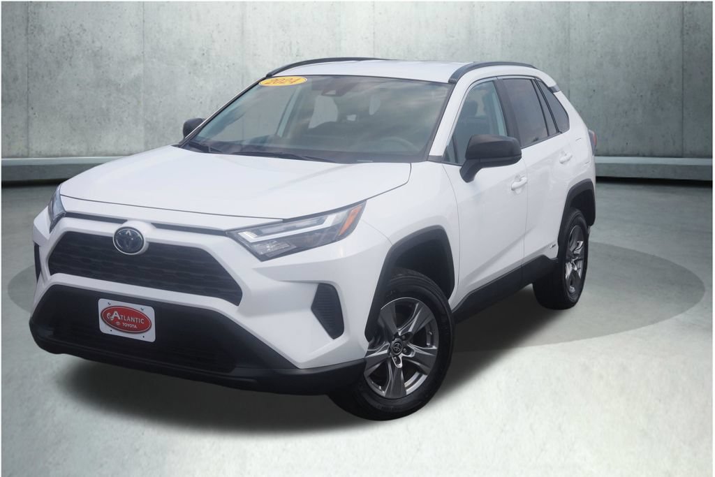 Used 2024 Toyota RAV4 LE AWD/4WD image 19