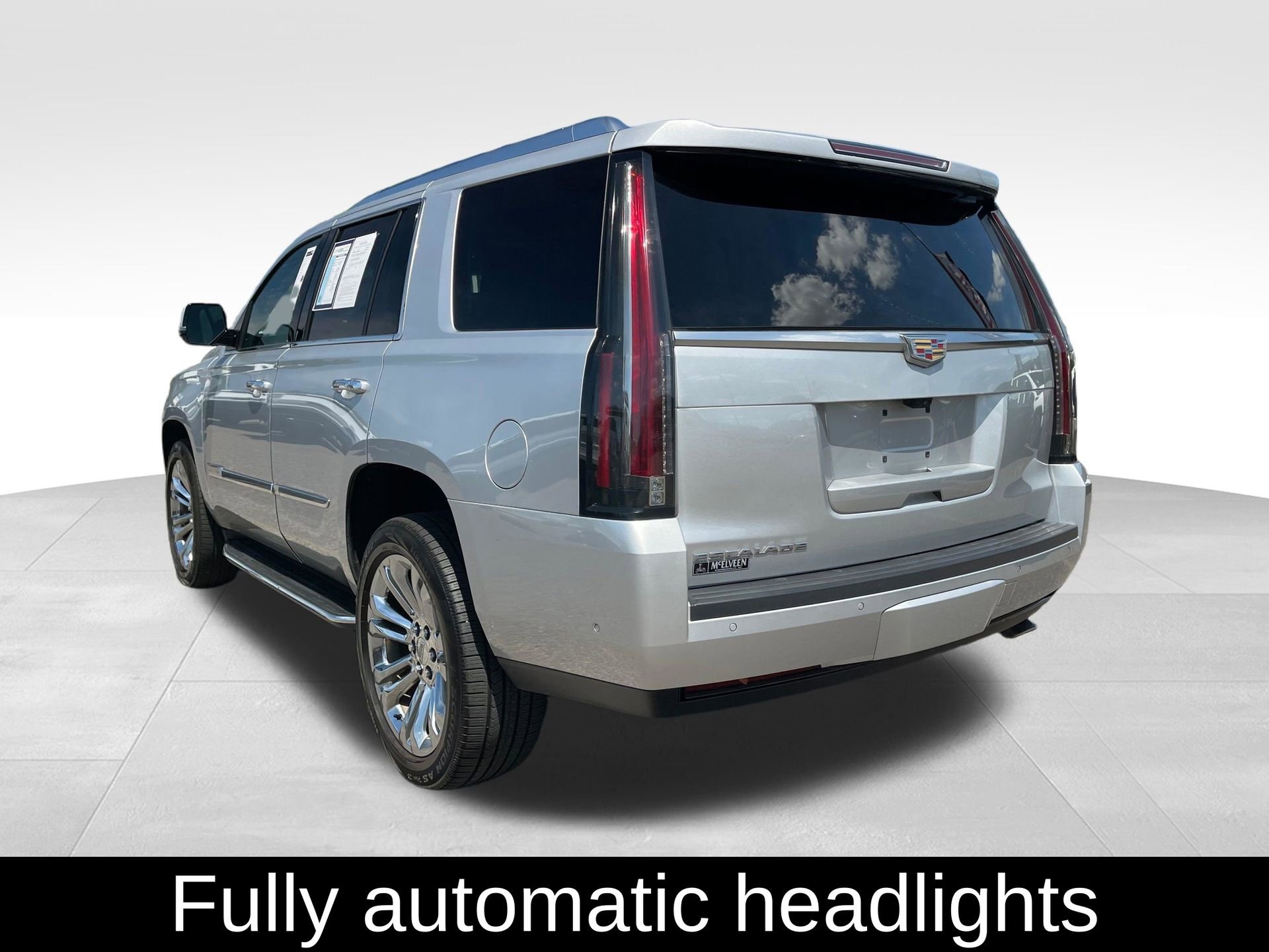 Used 2018 Cadillac Escalade Premium Luxury w/ LPO, Radiant Package image 8