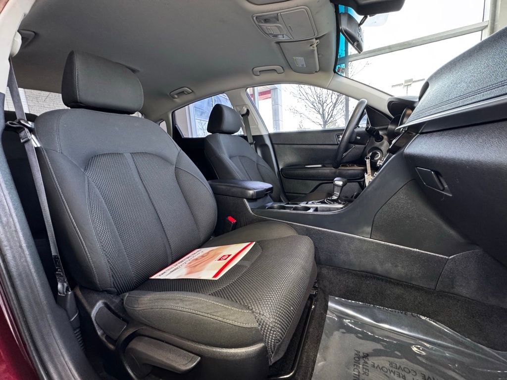 Used 2020 Kia Optima LX image 48