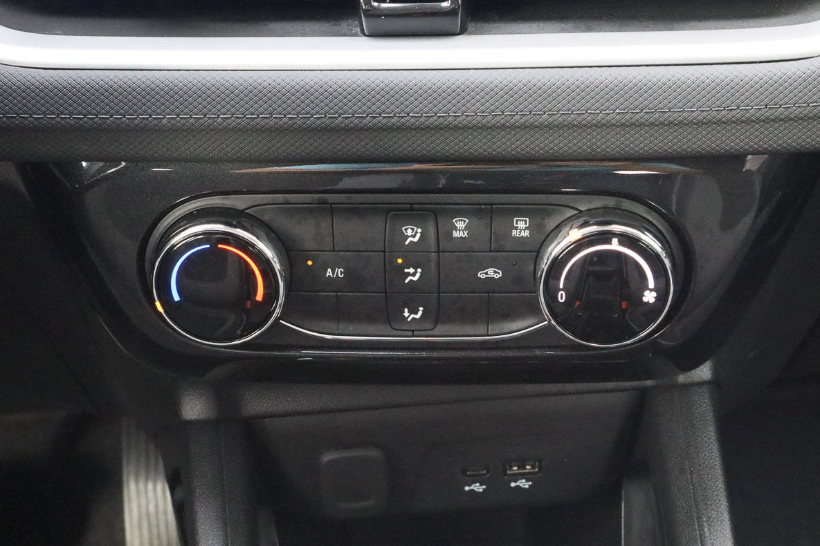 Used 2025 Chevrolet TrailBlazer LT FWD image 11