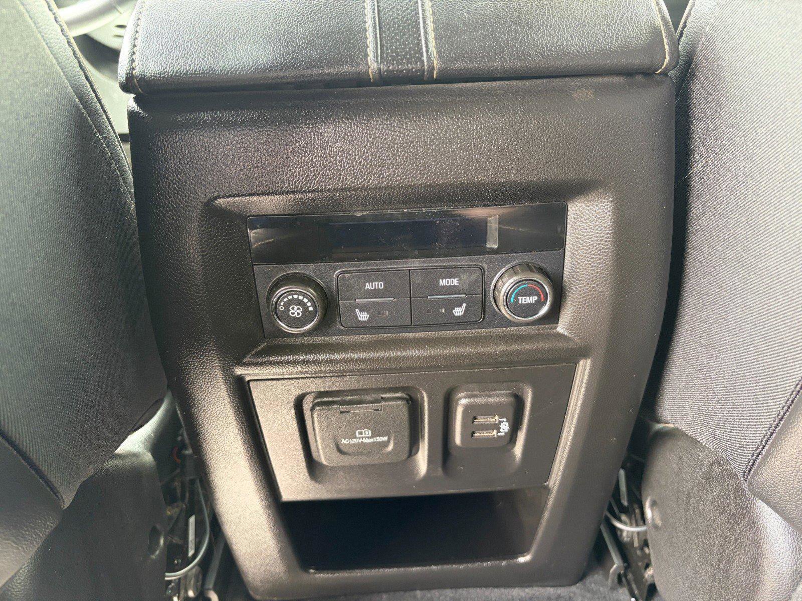 Used 2022 Chevrolet Traverse Premier w/ LPO, Floor Liner Package AWD/4WD image 23
