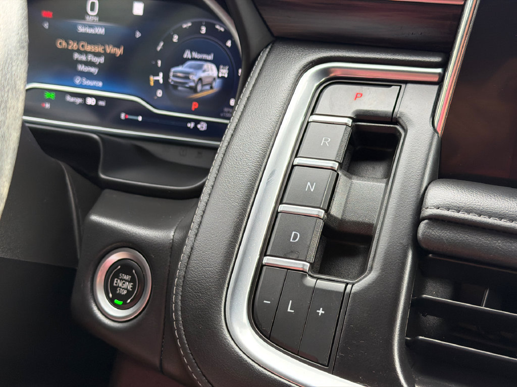Used 2022 Chevrolet Tahoe Z71 AWD/4WD image 32