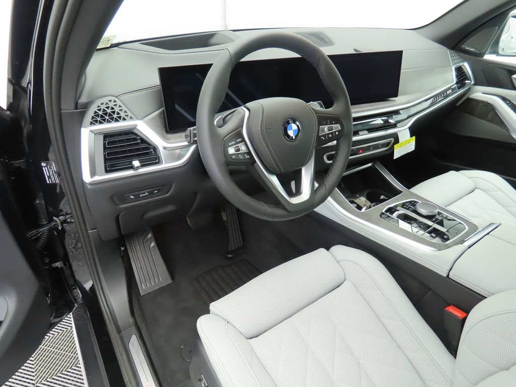 New 2026 BMW X5 sDrive40i w/ Premium Package image 9