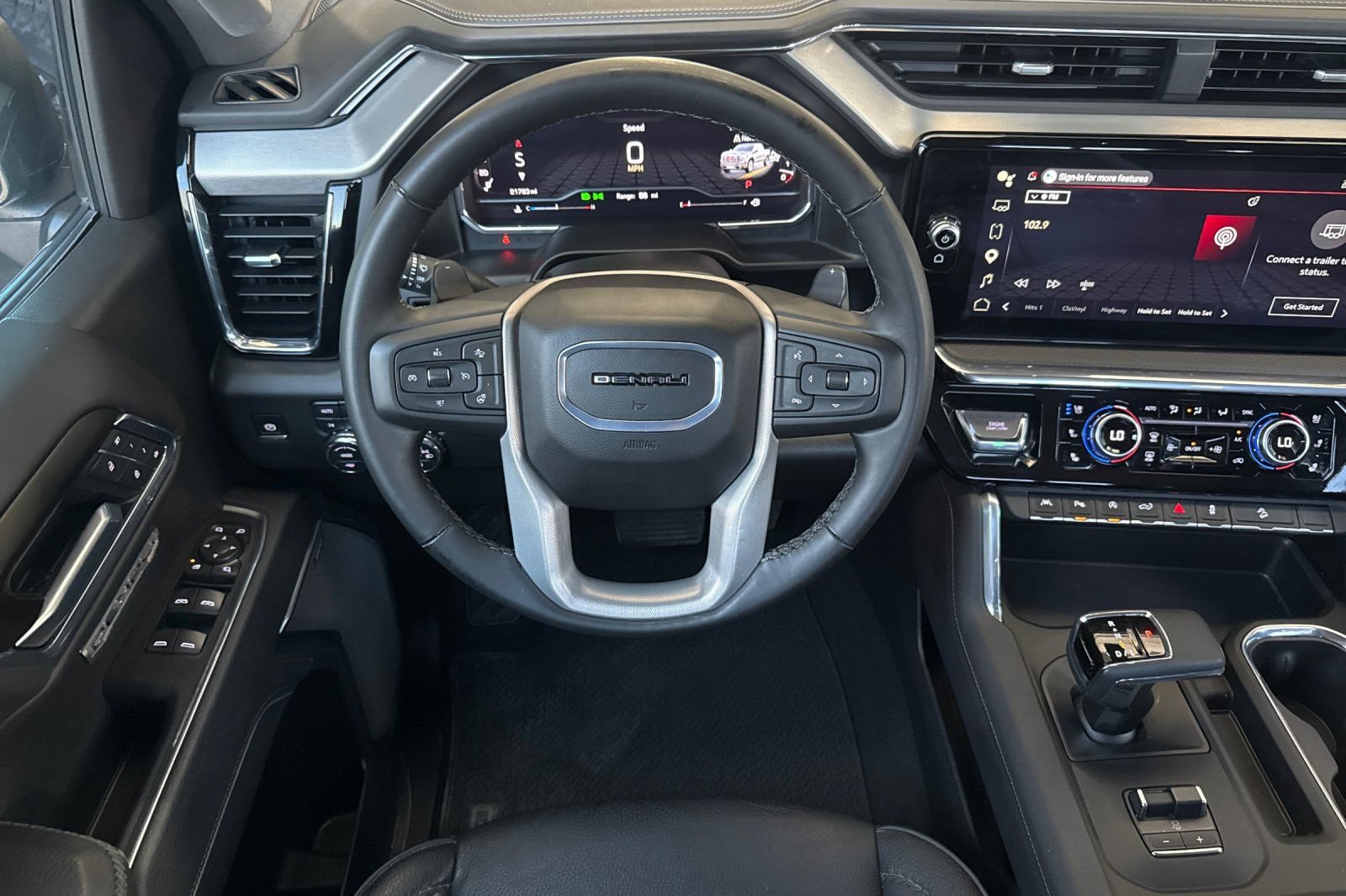 Used 2025 GMC Sierra 1500 Denali AWD/4WD image 15