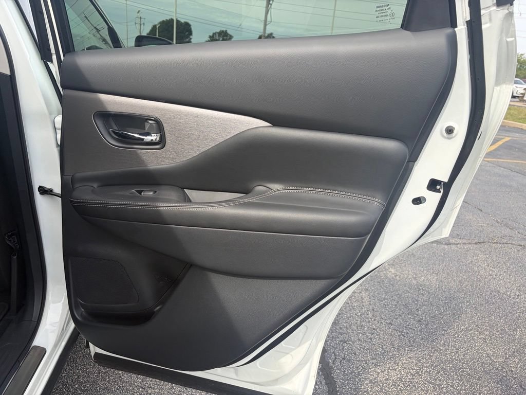 Used 2022 Nissan Murano SL w/ SL Moonroof Package AWD/4WD image 24