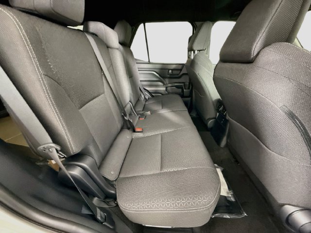 New 2026 Toyota 4Runner SR5 AWD/4WD image 25