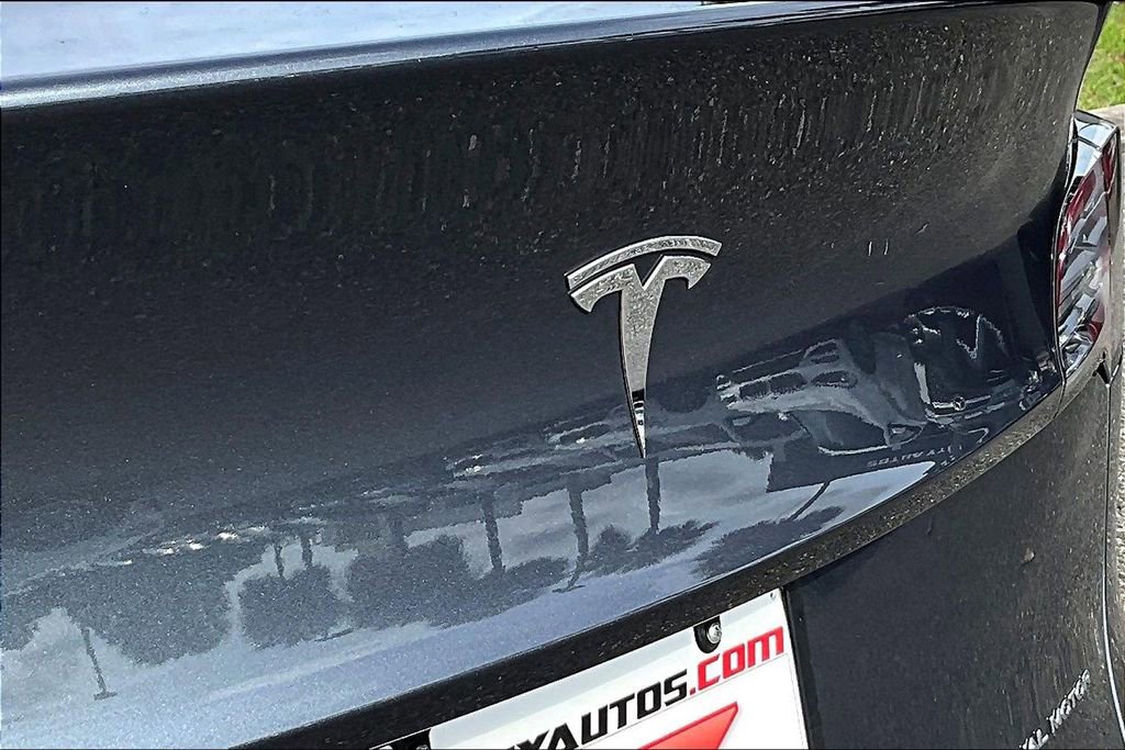 Used 2023 Tesla Model Y Long Range AWD/4WD image 20