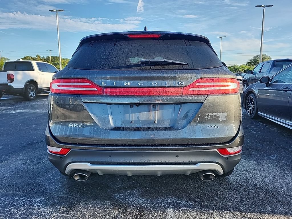 Used 2017 Lincoln MKC Reserve FWD image 3