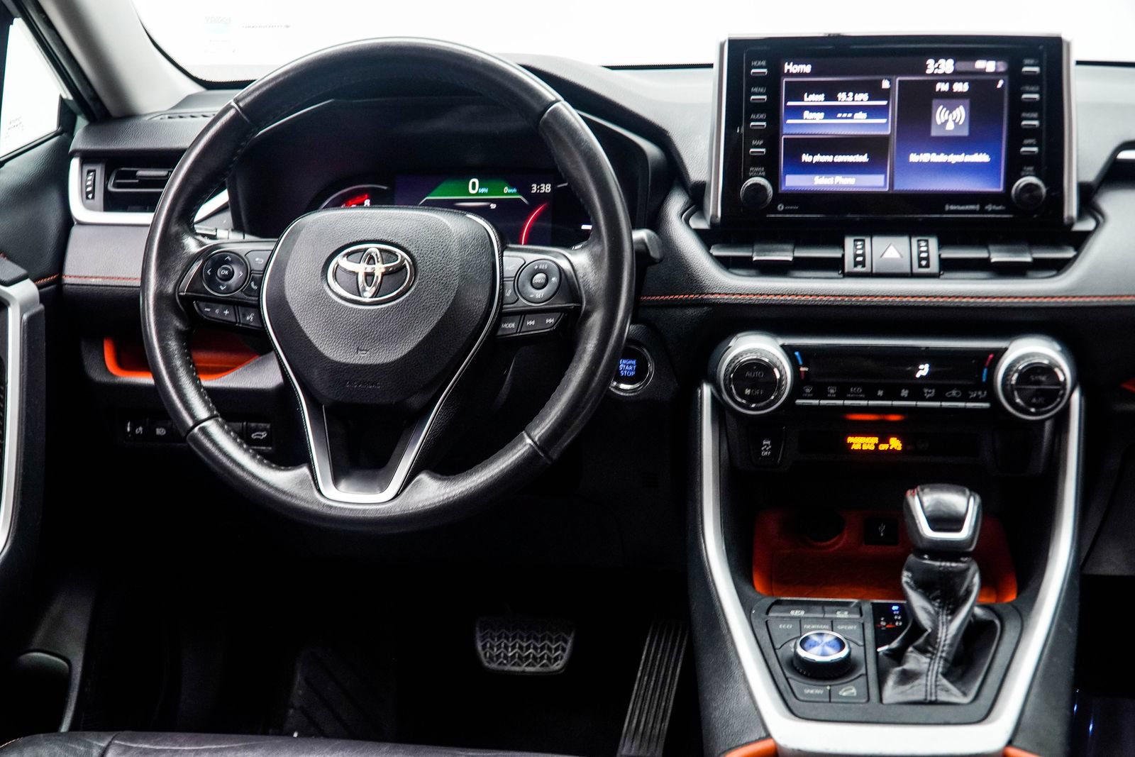 Used 2020 Toyota RAV4 Adventure w/ Convenience Package AWD/4WD image 17