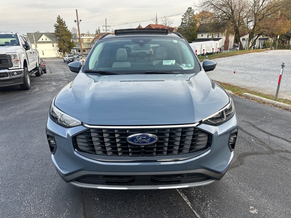 New 2026 Ford Escape SE w/ PHEV Premium Package image 2