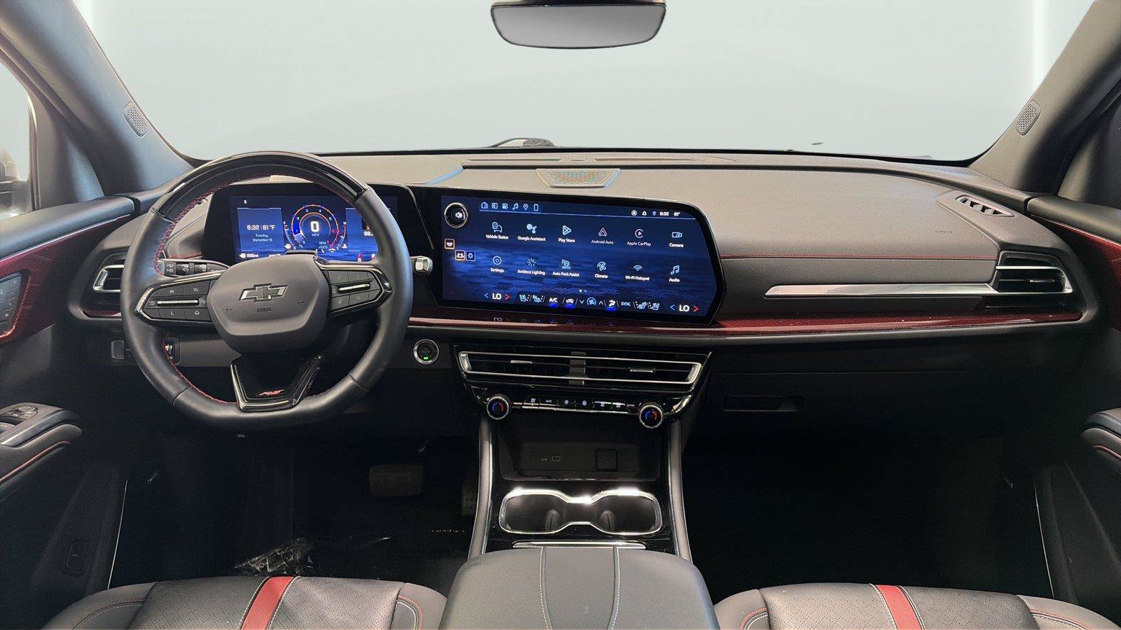 Used 2024 Chevrolet Traverse RS AWD/4WD image 11