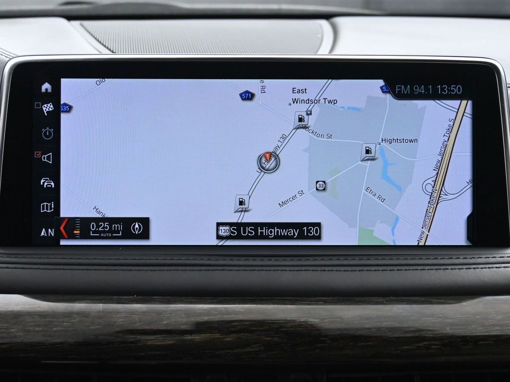 Used 2019 BMW X6 xDrive50i w/ Executive Package image 28