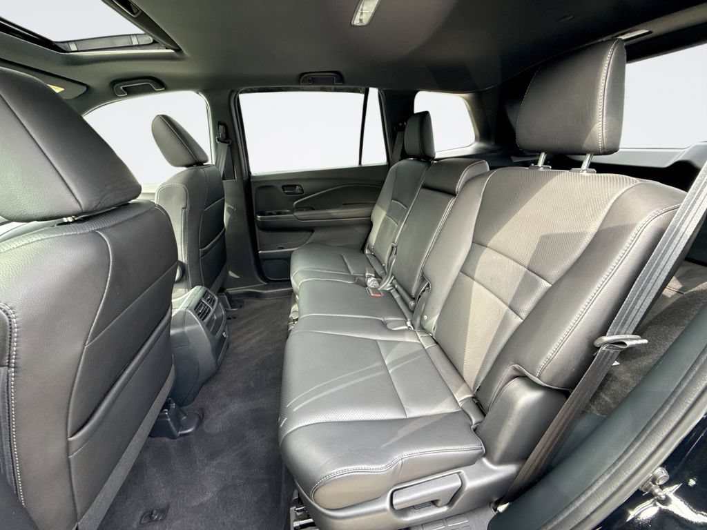 Used 2023 Honda Passport EX-L image 25