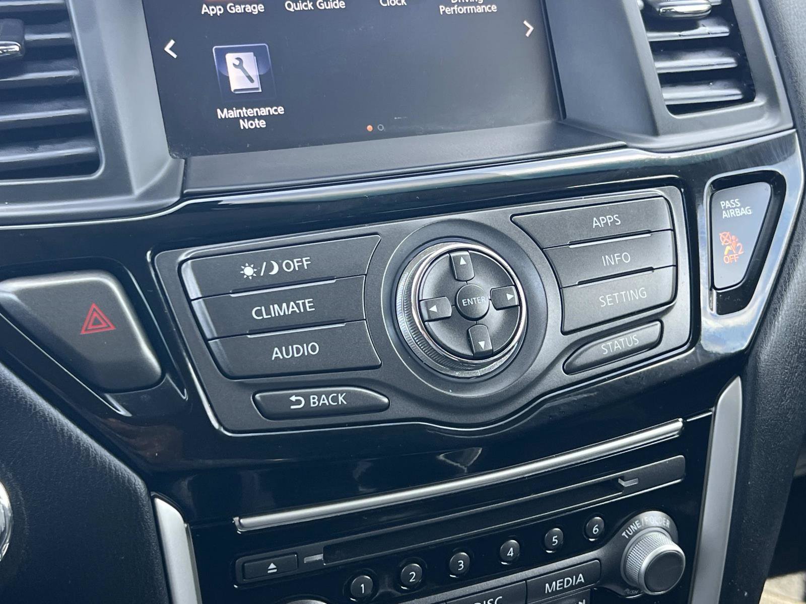 Used 2019 Nissan Pathfinder S image 15