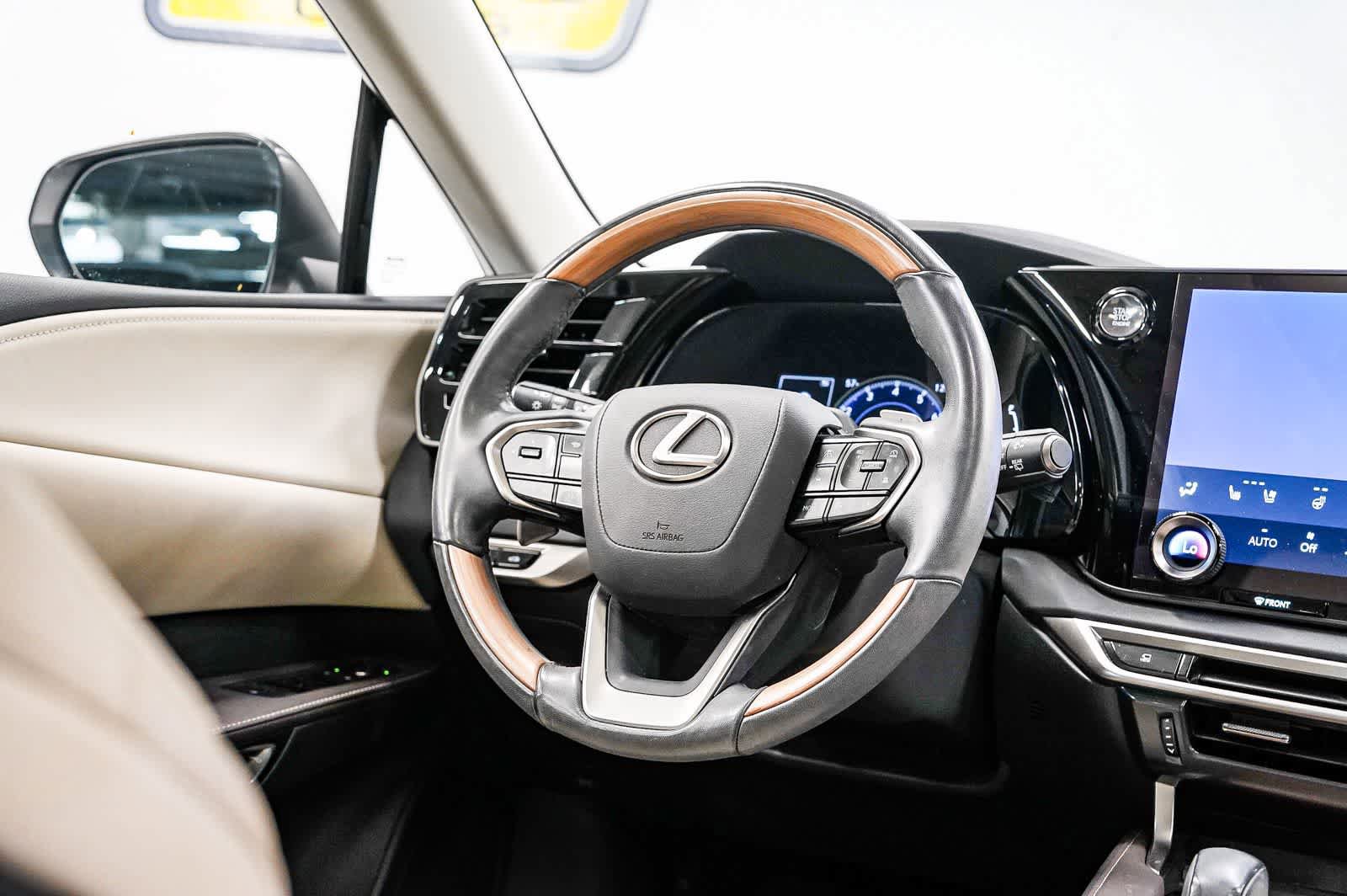 Used 2024 Lexus RX 350 Premium w/ Convenience Package FWD image 15