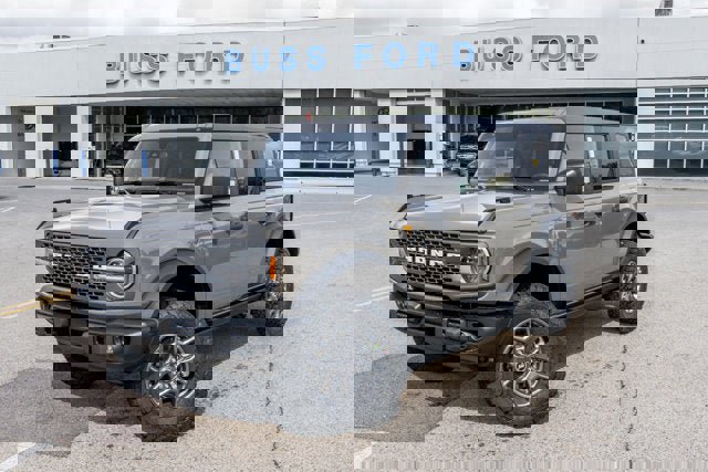 New 2025 Ford Bronco Badlands image 1