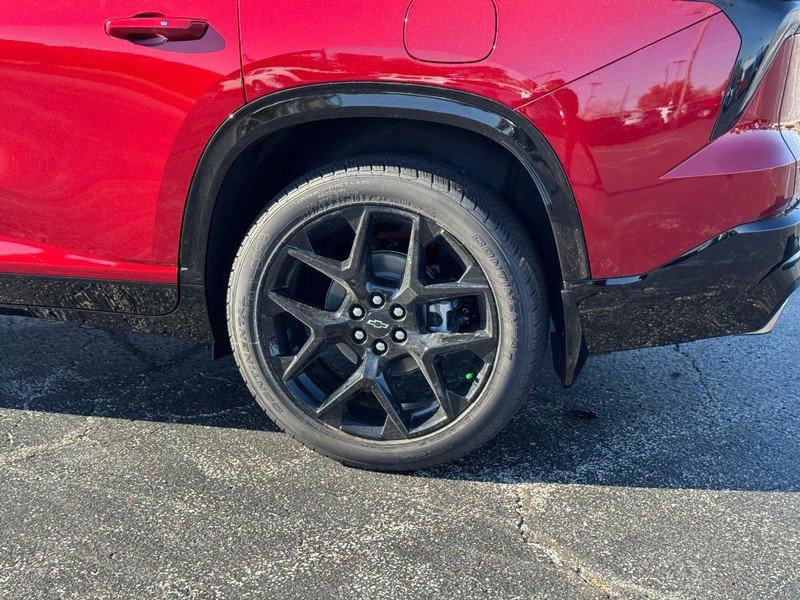 New 2026 Chevrolet Traverse RS w/ LPO, Floor Liner Package image 4