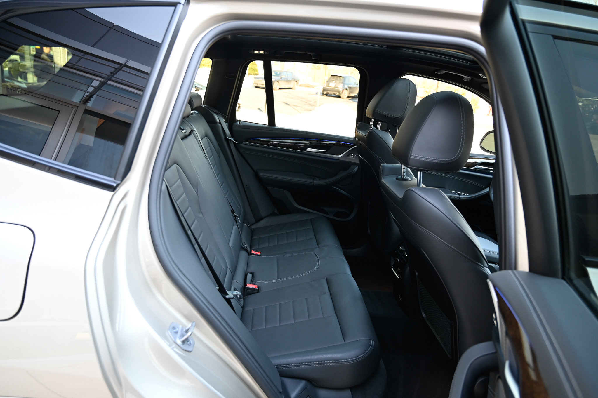 Used 2021 BMW X3 M40i w/ Executive Package image 48