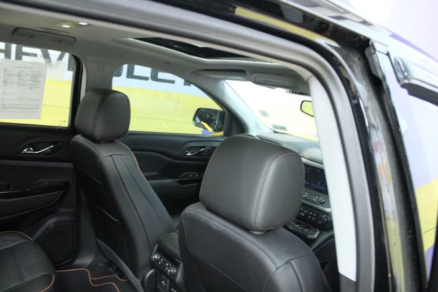 Used 2023 GMC Acadia AT4 w/ GMC Pro Grade Package AWD/4WD image 10
