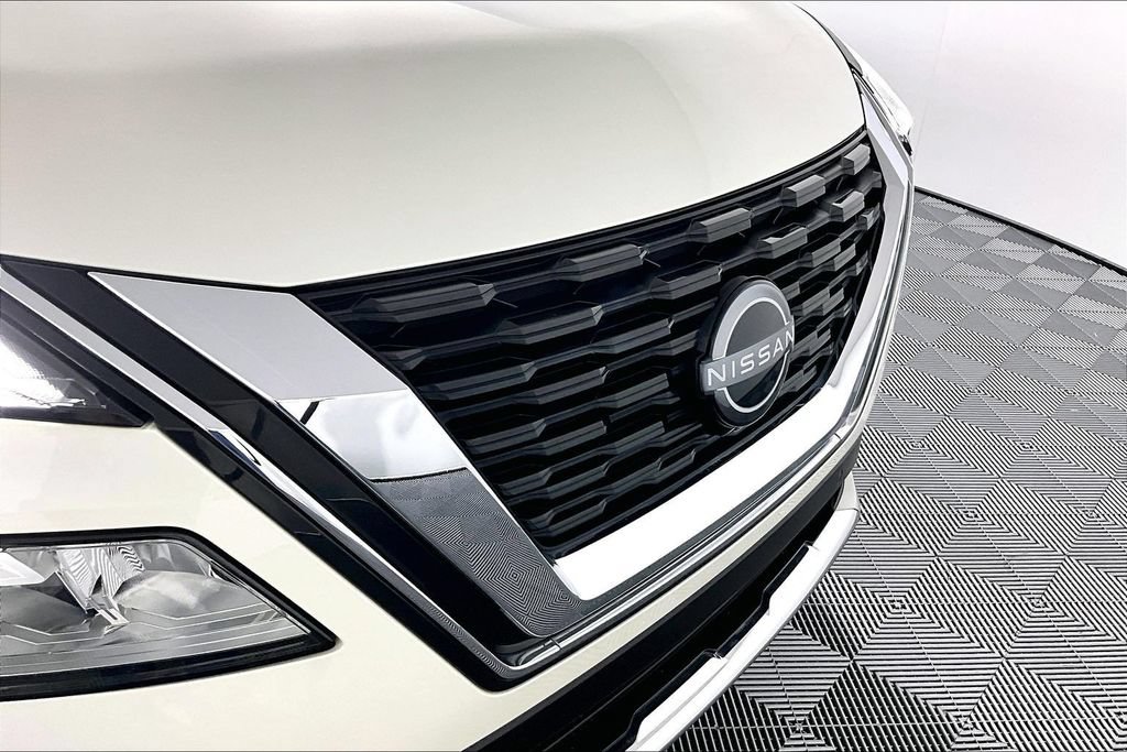 Used 2023 Nissan Rogue Platinum FWD image 30