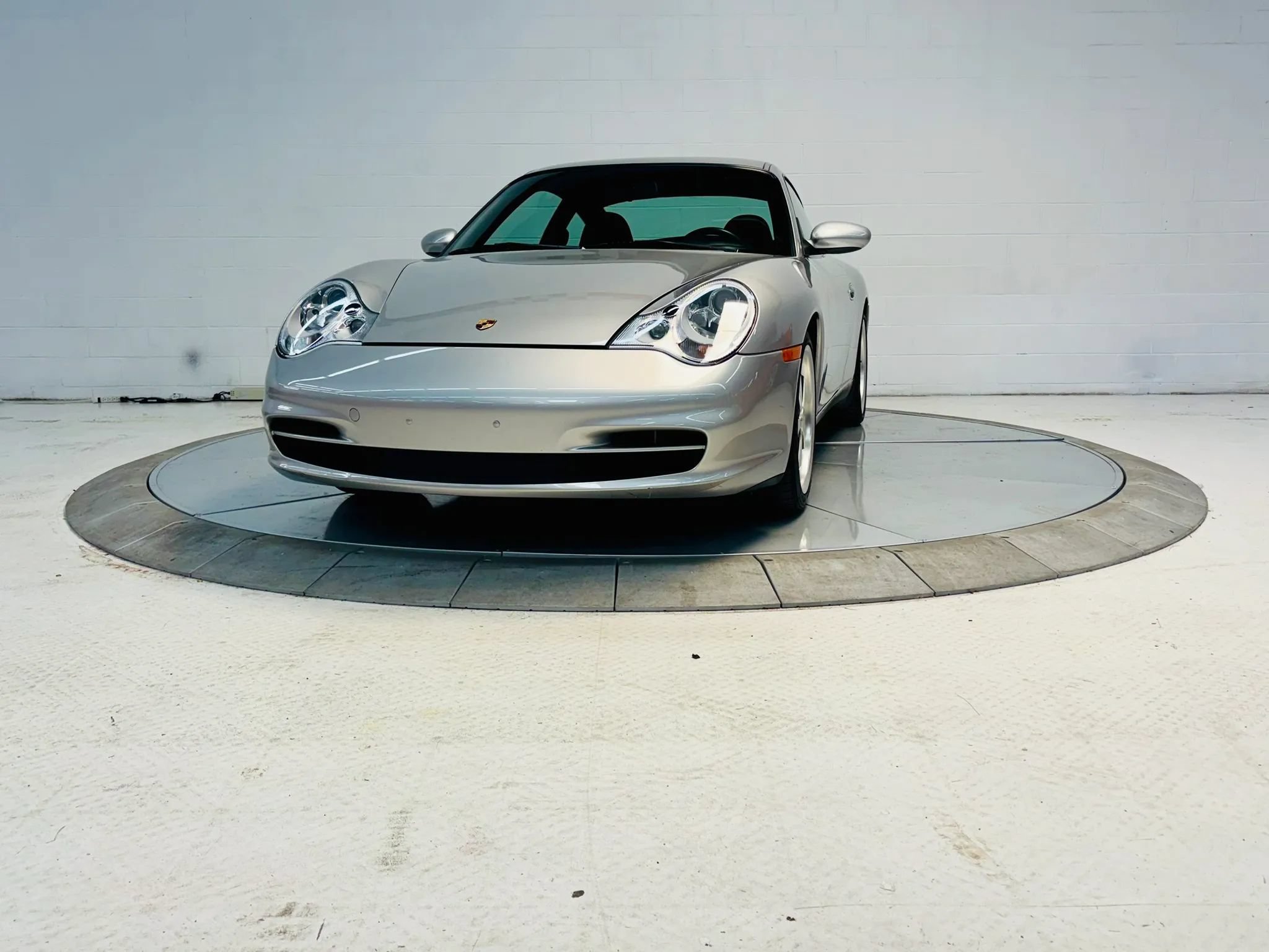 Used 2002 Porsche 911 GT3 RS image 10