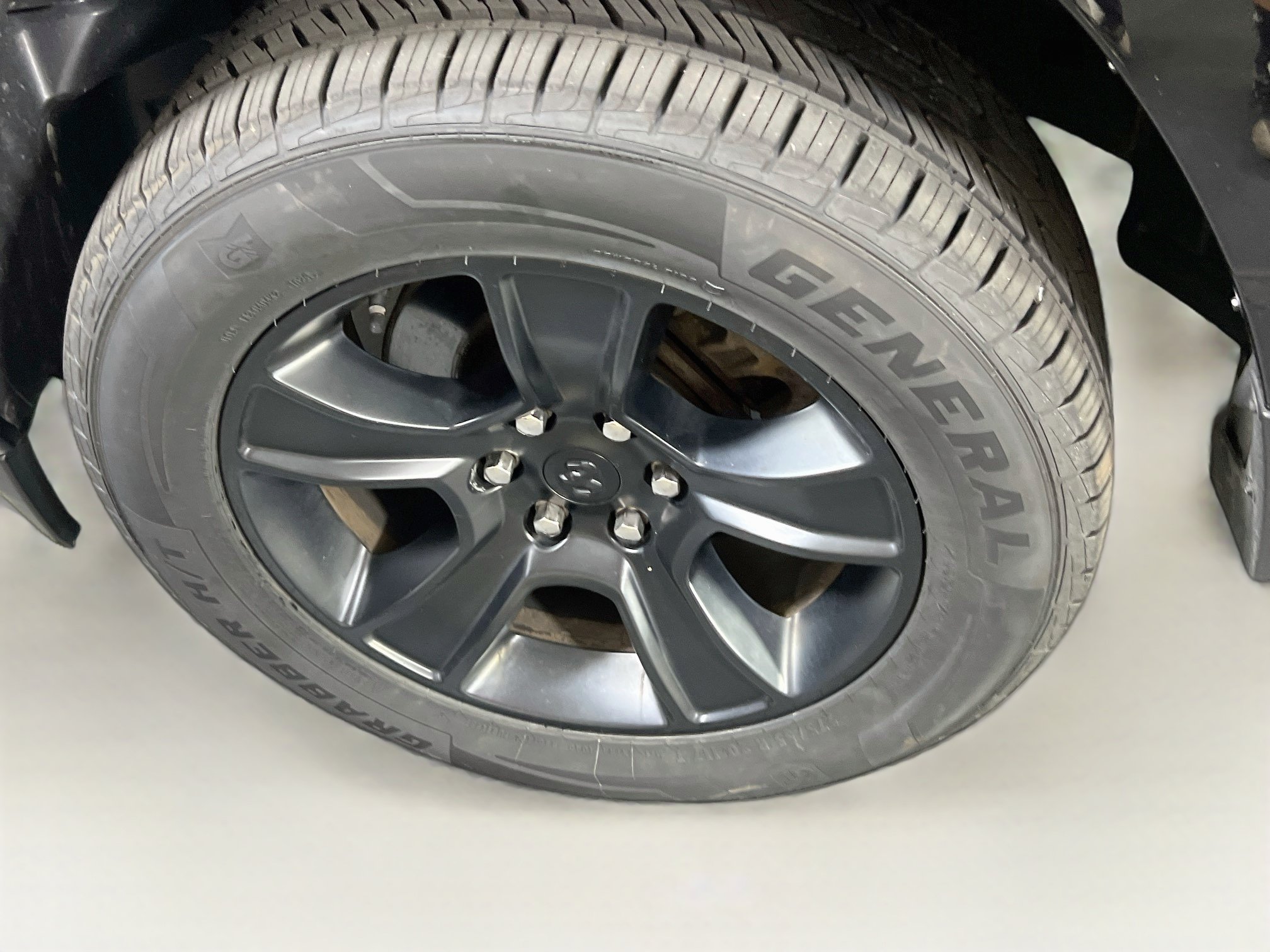 Used 2023 RAM 1500 Big Horn AWD/4WD image 29