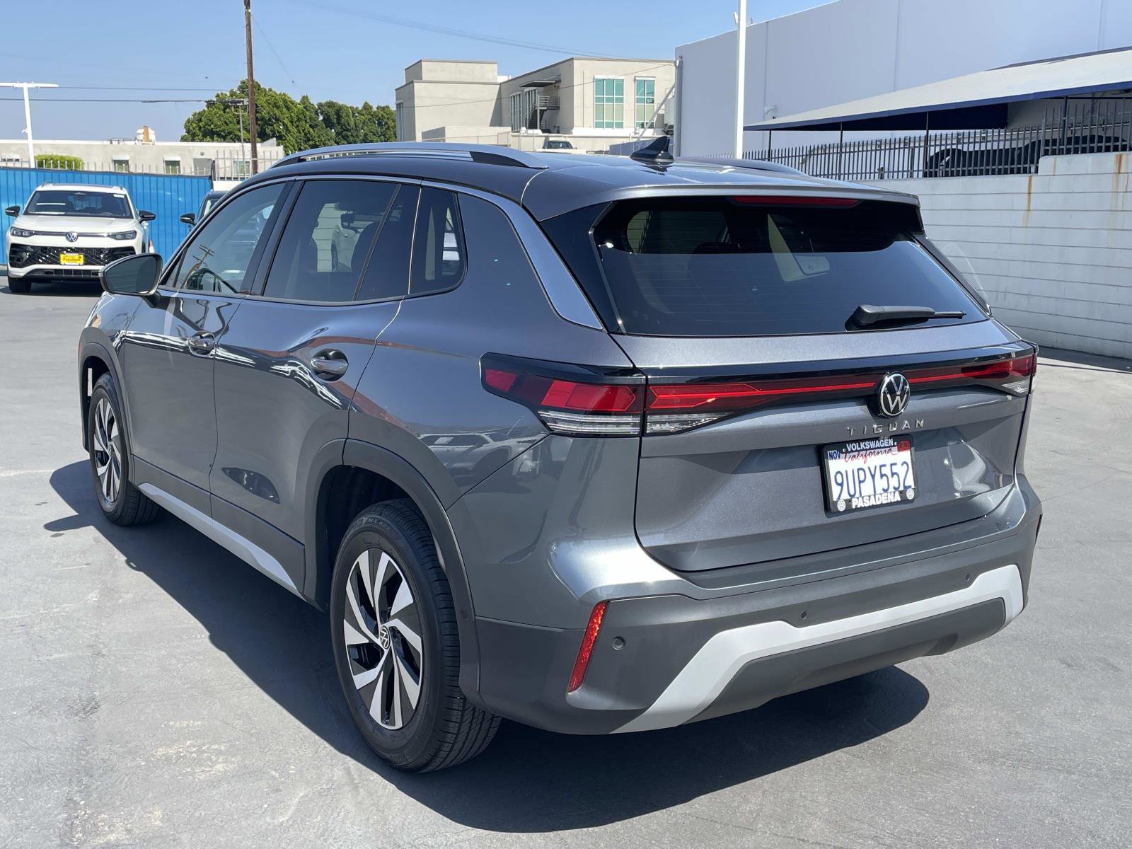 Certified 2025 Volkswagen Tiguan S FWD image 3