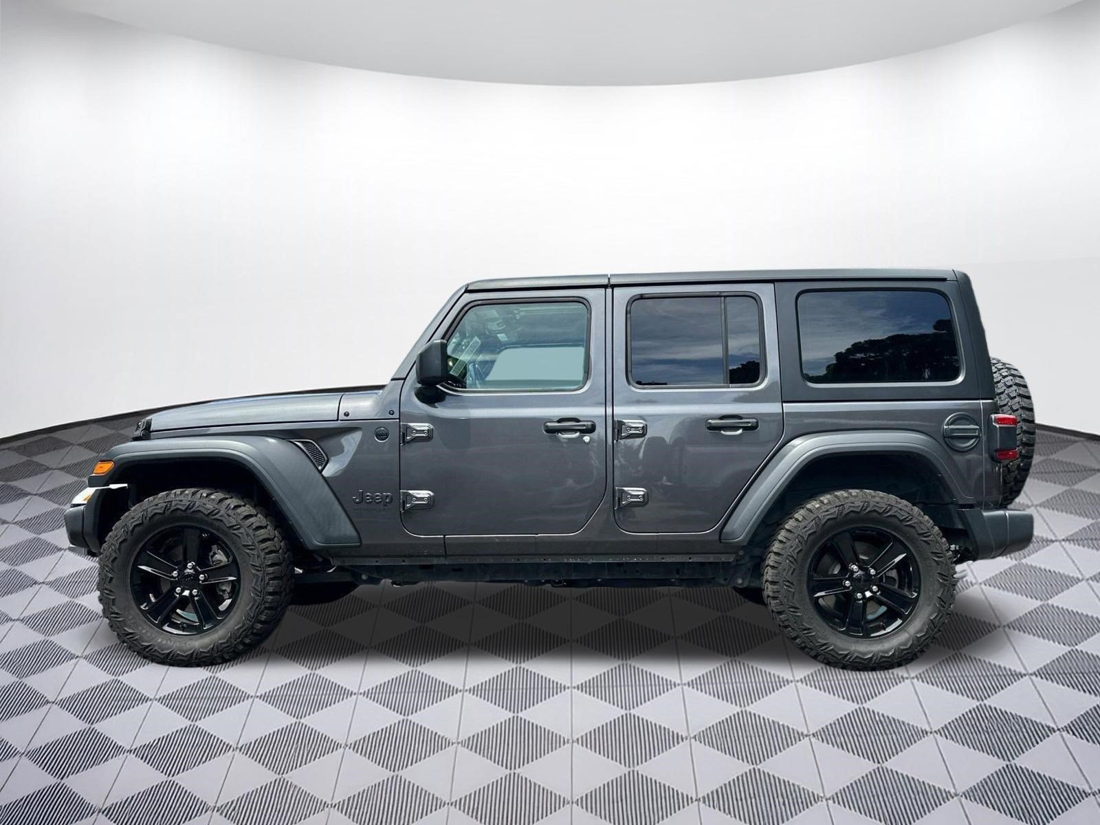 Used 2020 Jeep Wrangler Unlimited Sport AWD/4WD image 2