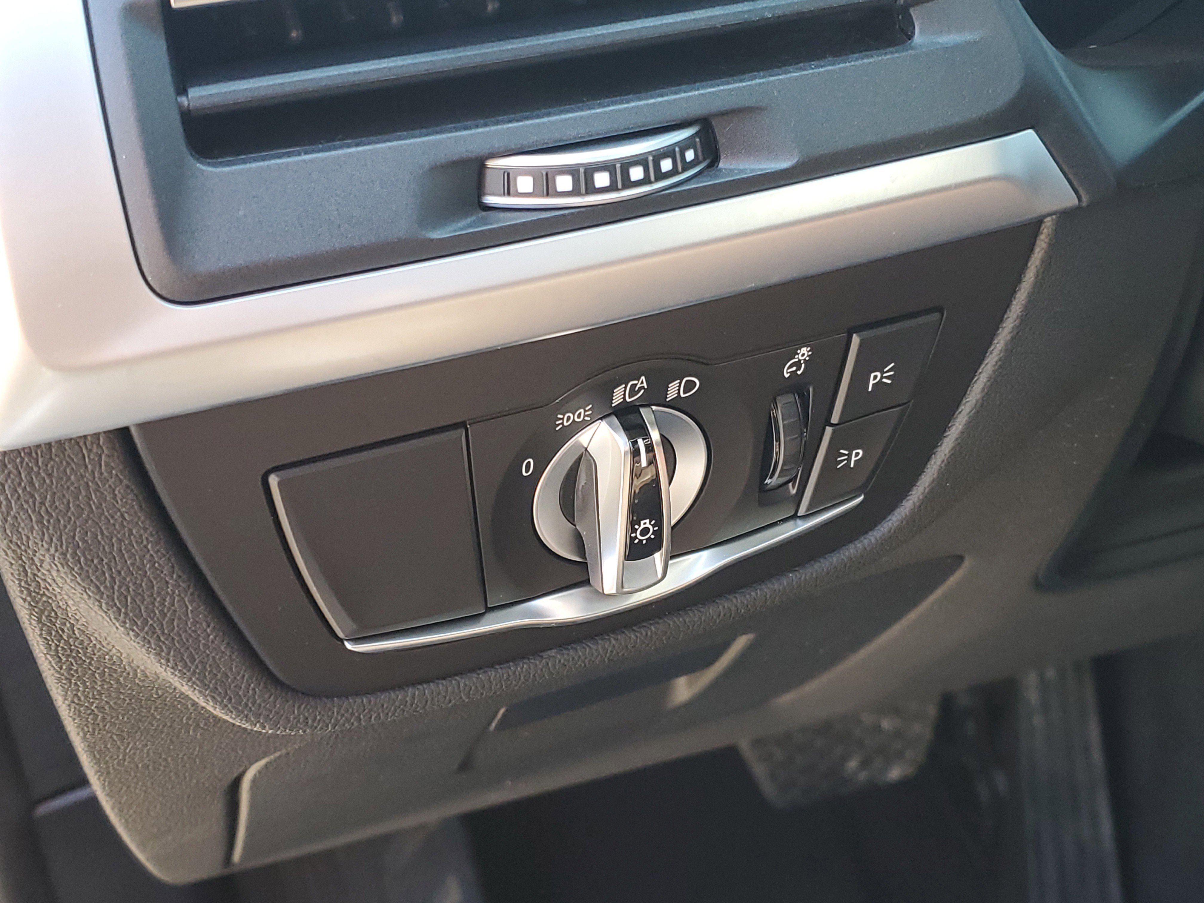 Certified 2023 BMW X3 xDrive30i w/ Premium Package image 11