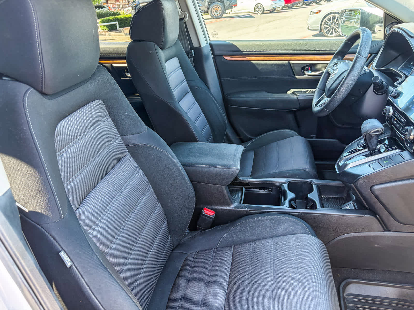 Used 2019 Honda CR-V EX image 16
