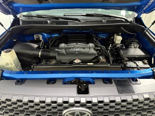 Used 2018 Toyota Tundra SR5 w/ TRD Off Road Package image 24