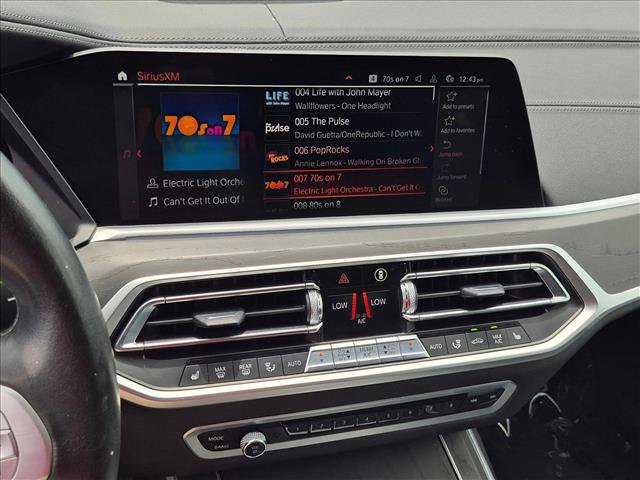Used 2022 BMW X7 xDrive40i w/ Premium Package AWD/4WD image 15