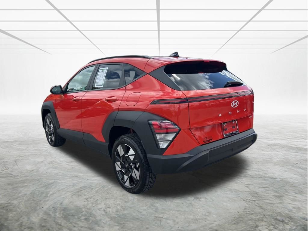 Used 2024 Hyundai Kona SEL image 6