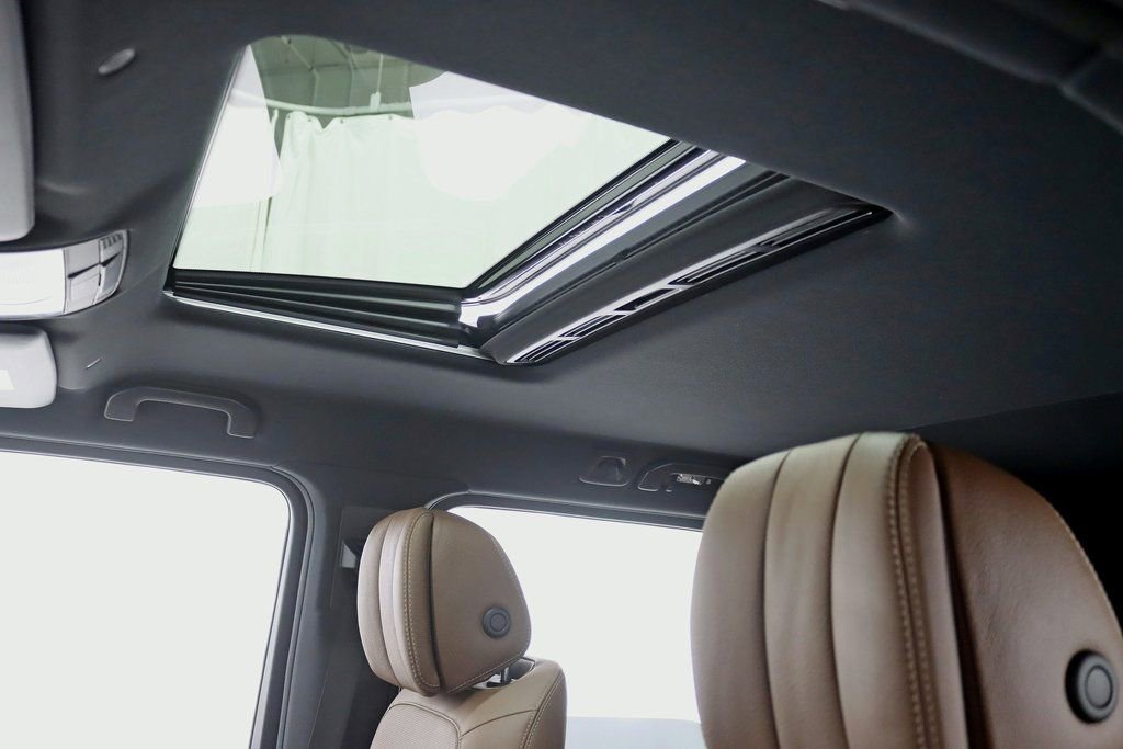 Used 2021 Mercedes-Benz G 550 image 30