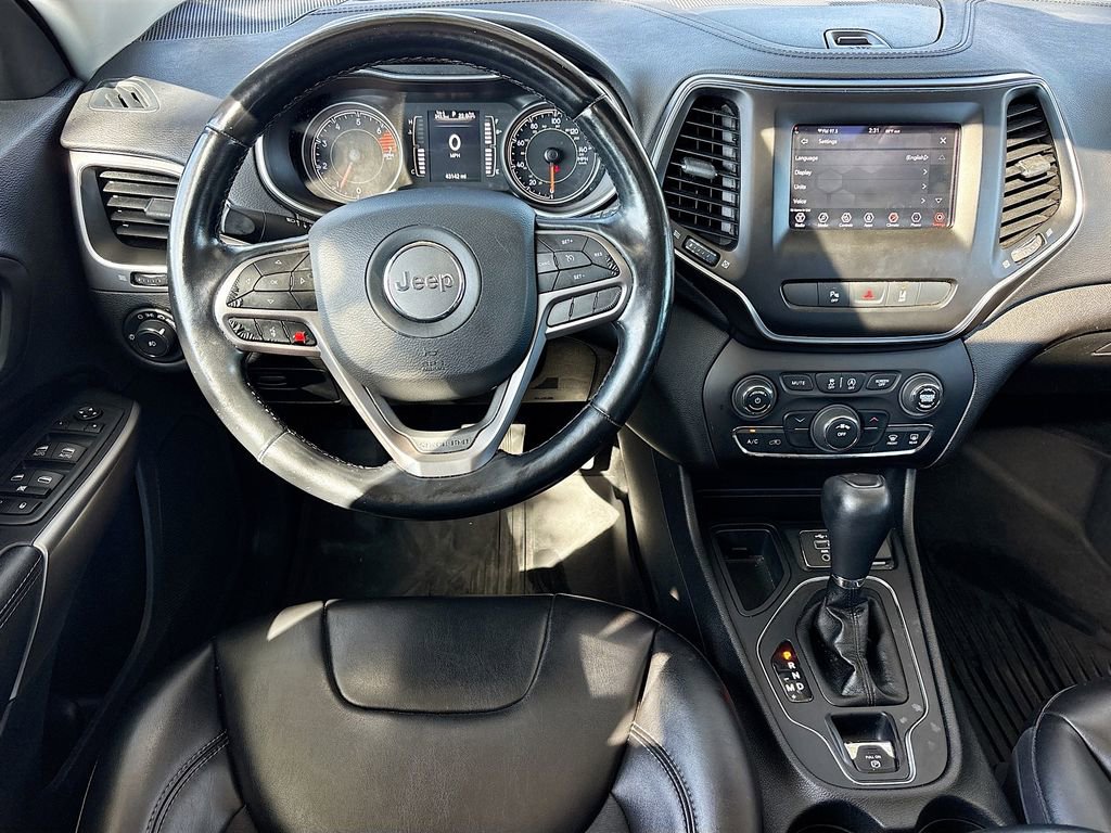 Used 2021 Jeep Cherokee Latitude Plus w/ Sun & Sound Group image 21