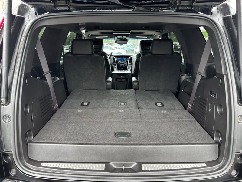 Used 2015 Cadillac Escalade Platinum image 24