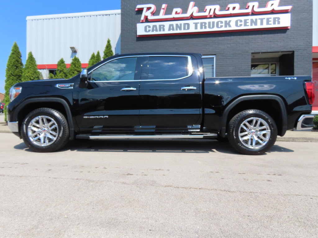 Used 2021 GMC Sierra 1500 SLT w/ SLT Premium Plus Package AWD/4WD image 9