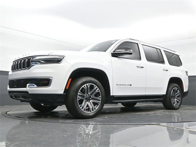 Used 2024 Jeep Wagoneer Base w/ Premium Group I image 23