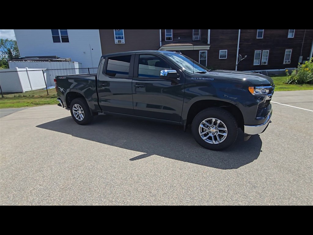 New 2025 Chevrolet Silverado 1500 LT image 2