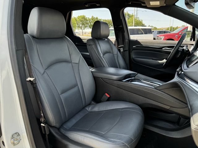 Used 2022 Buick Enclave Essence FWD image 33