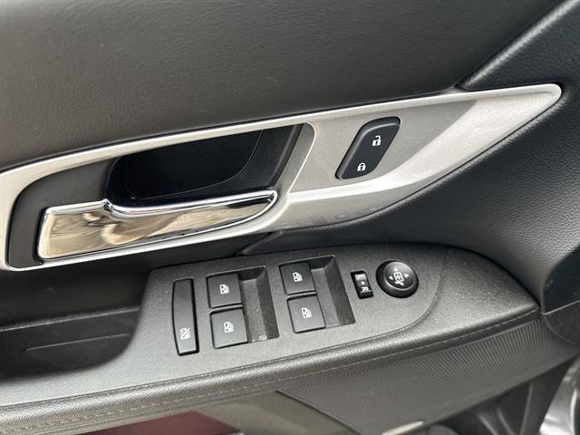 Used 2017 GMC Terrain SLE w/ Chrome Edition AWD/4WD image 15