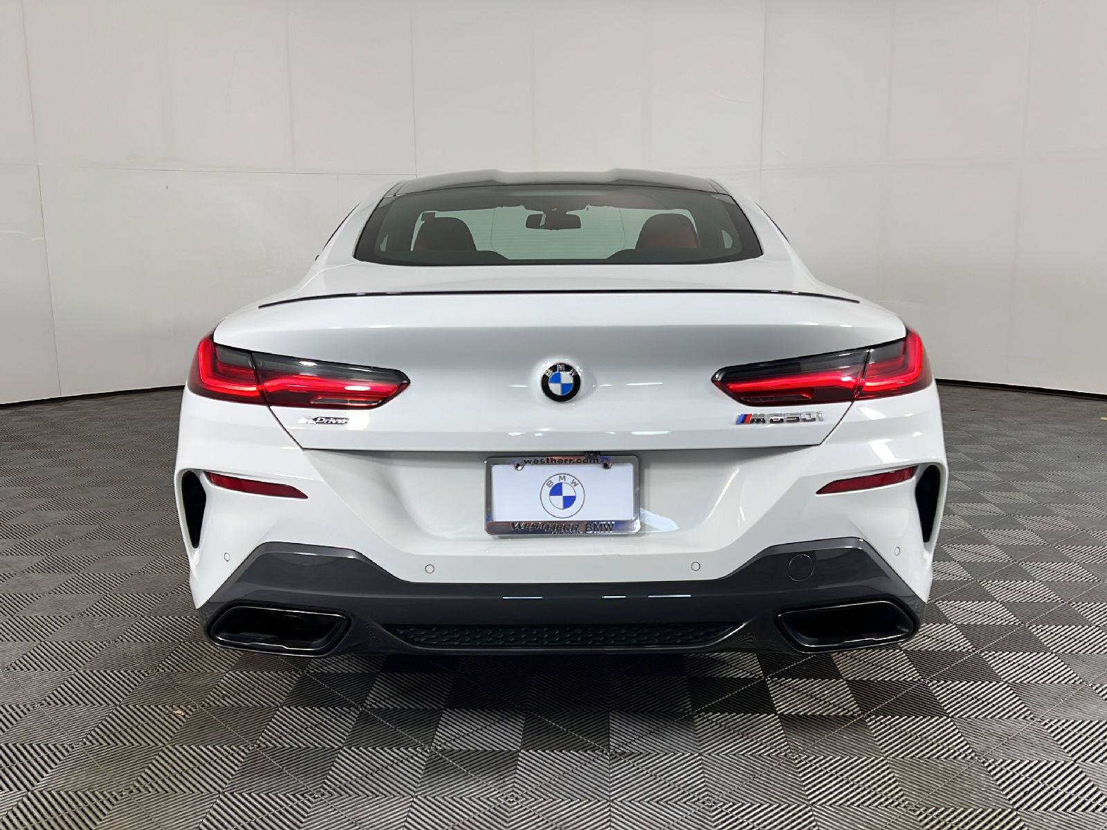 Used 2025 BMW M850i xDrive Coupe w/ M Sport Professional Package AWD/4WD image 6