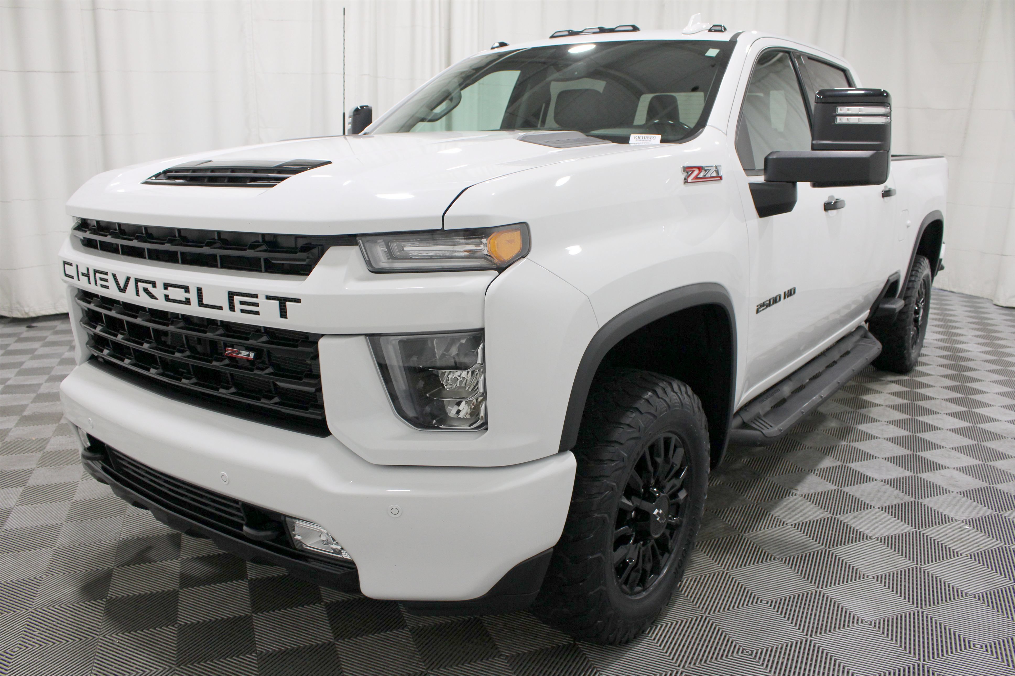 Used 2021 Chevrolet Silverado 2500 LTZ w/ LTZ Plus Package AWD/4WD image 31