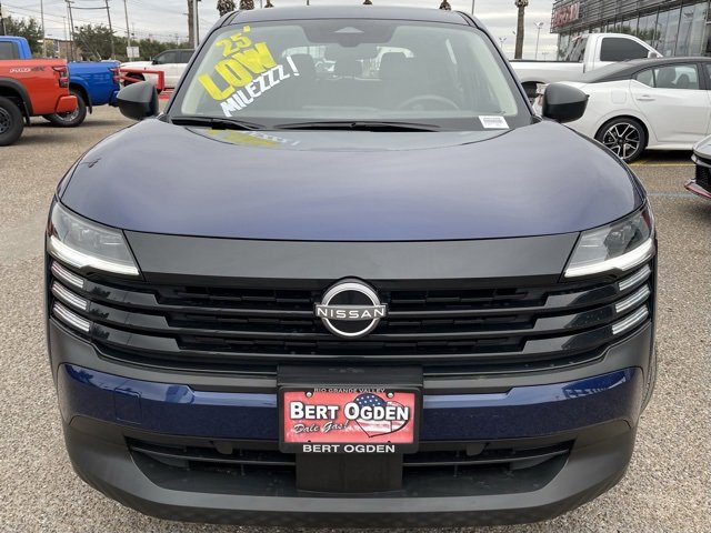 Certified 2025 Nissan Kicks S image 2