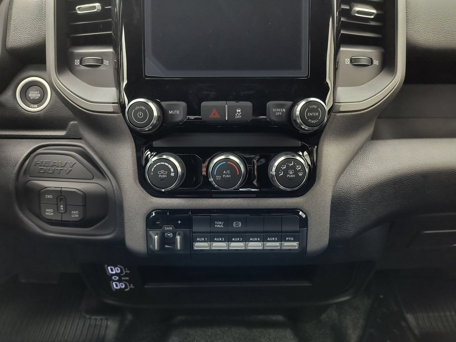 New 2027 RAM 5500 Tradesman AWD/4WD image 14