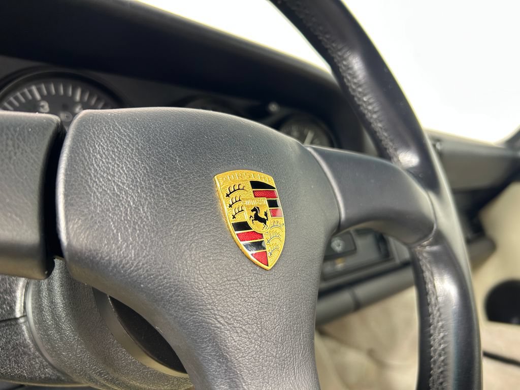 Used 1987 Porsche 911 Carrera RWD image 19
