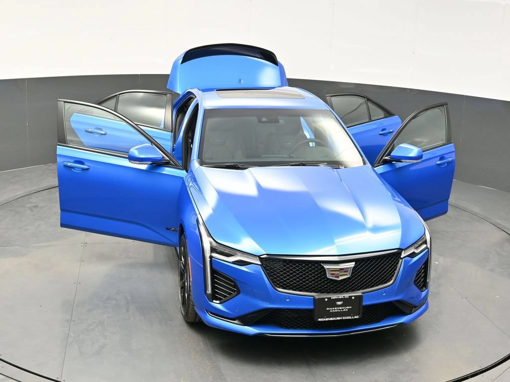 New 2025 Cadillac CT4 V w/ LPO, ONYX Package AWD/4WD image 34