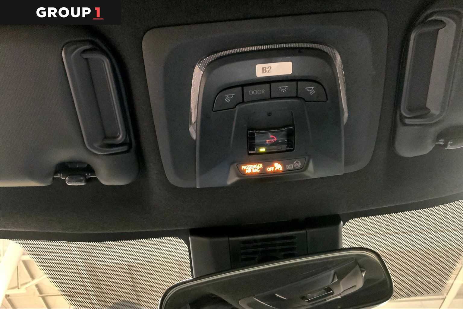 Certified 2025 Toyota Corolla SE image 33