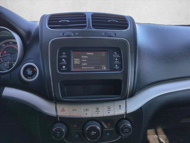 Used 2019 Dodge Journey SE FWD image 11