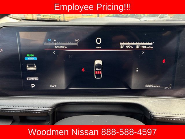 Used 2025 Nissan Ariya AWD image 36
